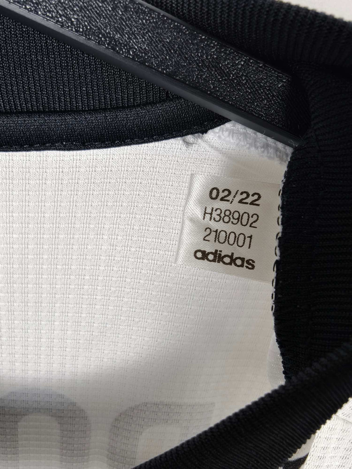 2022-23 Juventus Home Shirt Pogba #10 (Pro) - detailed view