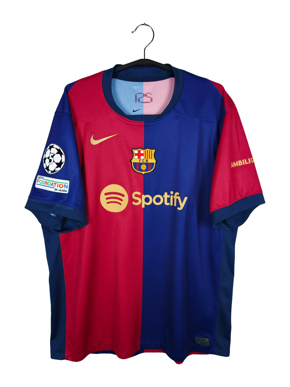 2024-25 Barcelona Home Shirt Pedri #8 - front view