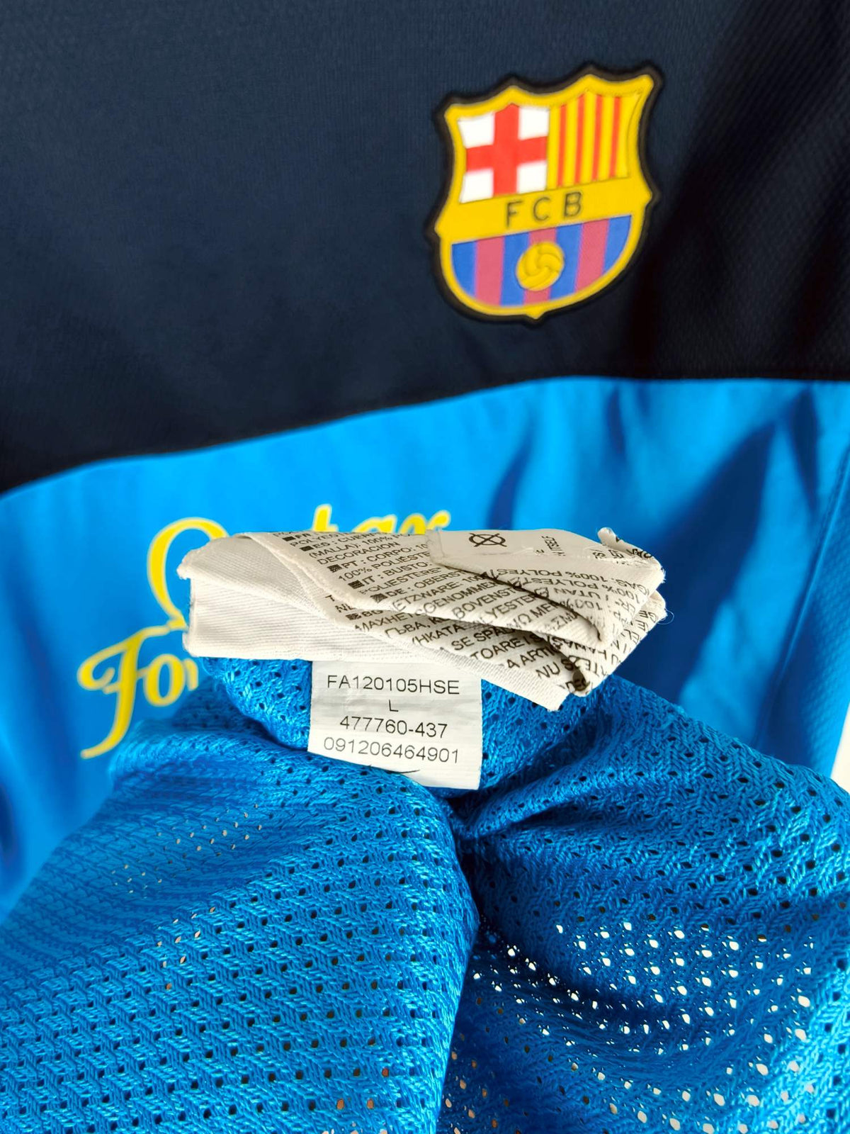 2012-13 Barcelona Training Shirt - detailed view