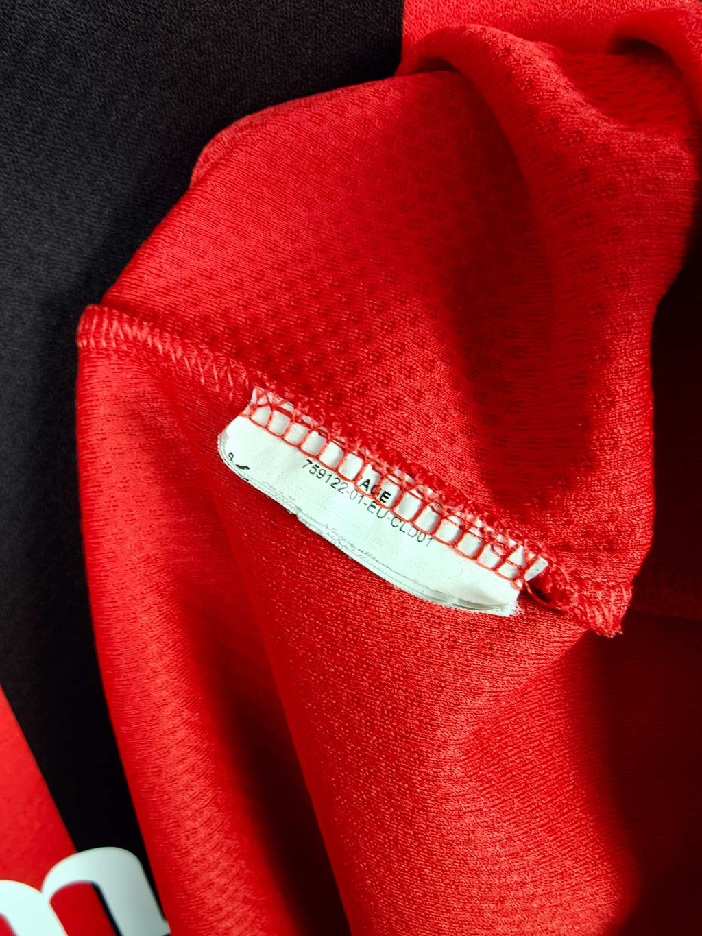 2021-22 AC Milan Home Shirt Ibrahimović #11 - detailed view