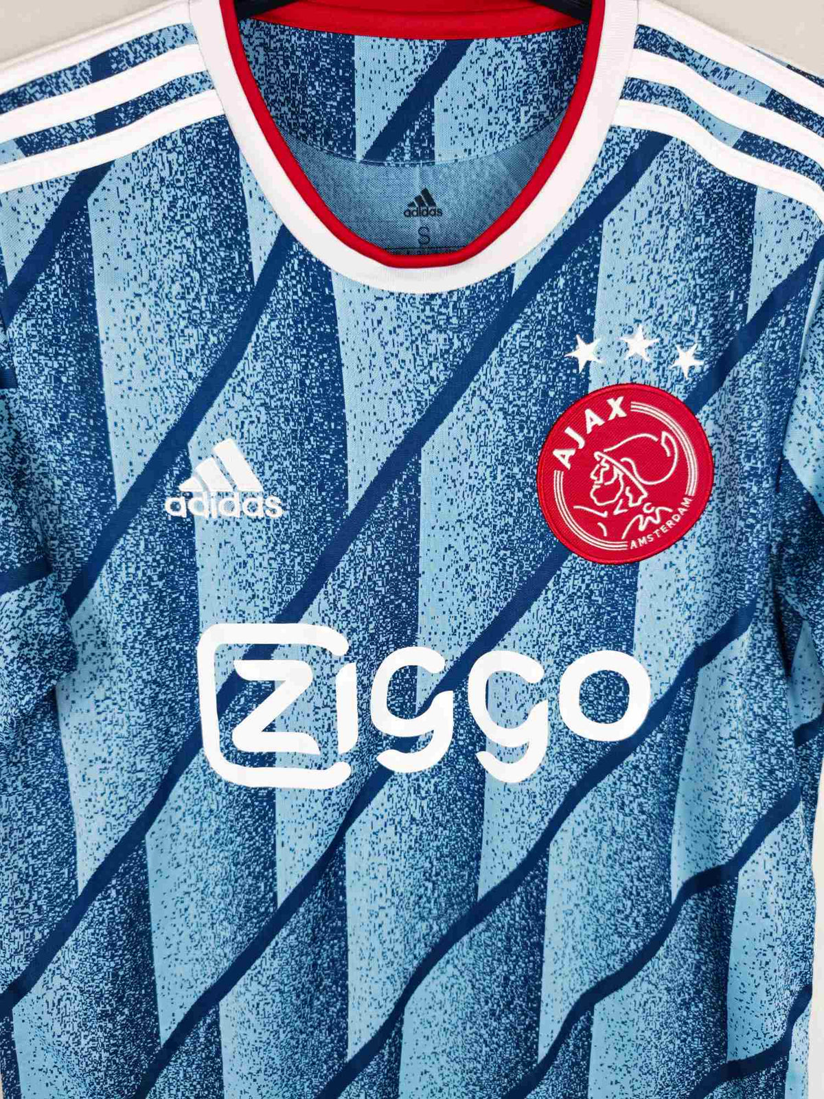 2020-21 Ajax Away Shirt Van de Beek #6 - detailed view