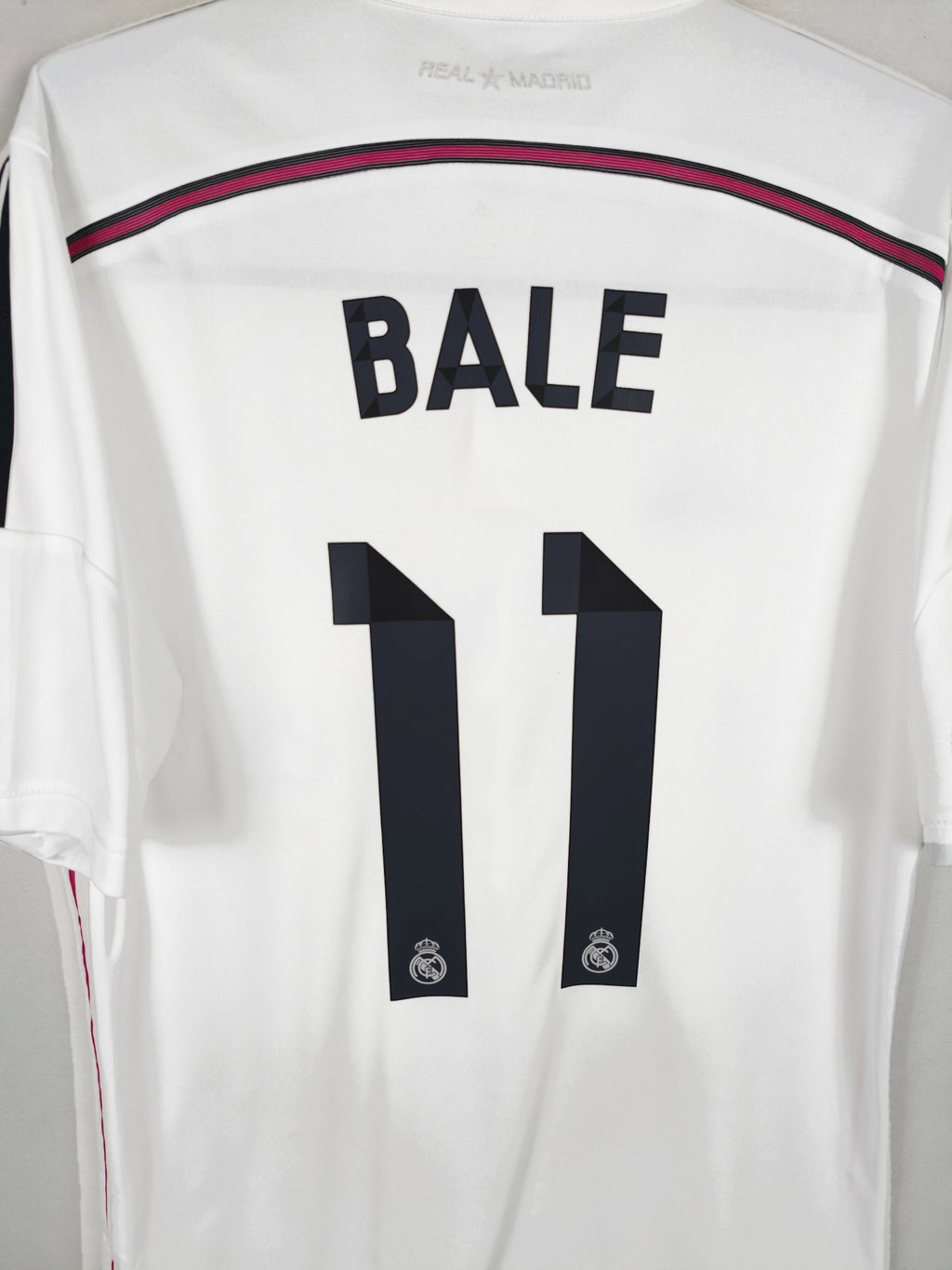 2014-15 Real Madrid Home Shirt Bale #11 - detailed view