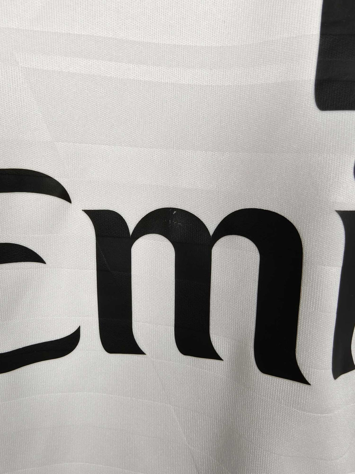 2014-15 Real Madrid Home Shirt Bale #11 - detailed view