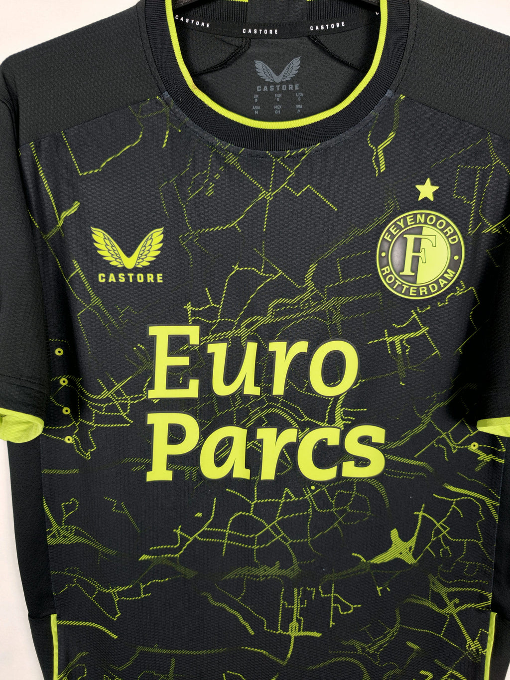 2023-24 Feyenoord Fourth Shirt Stengs #10 (Pro) - detailed view