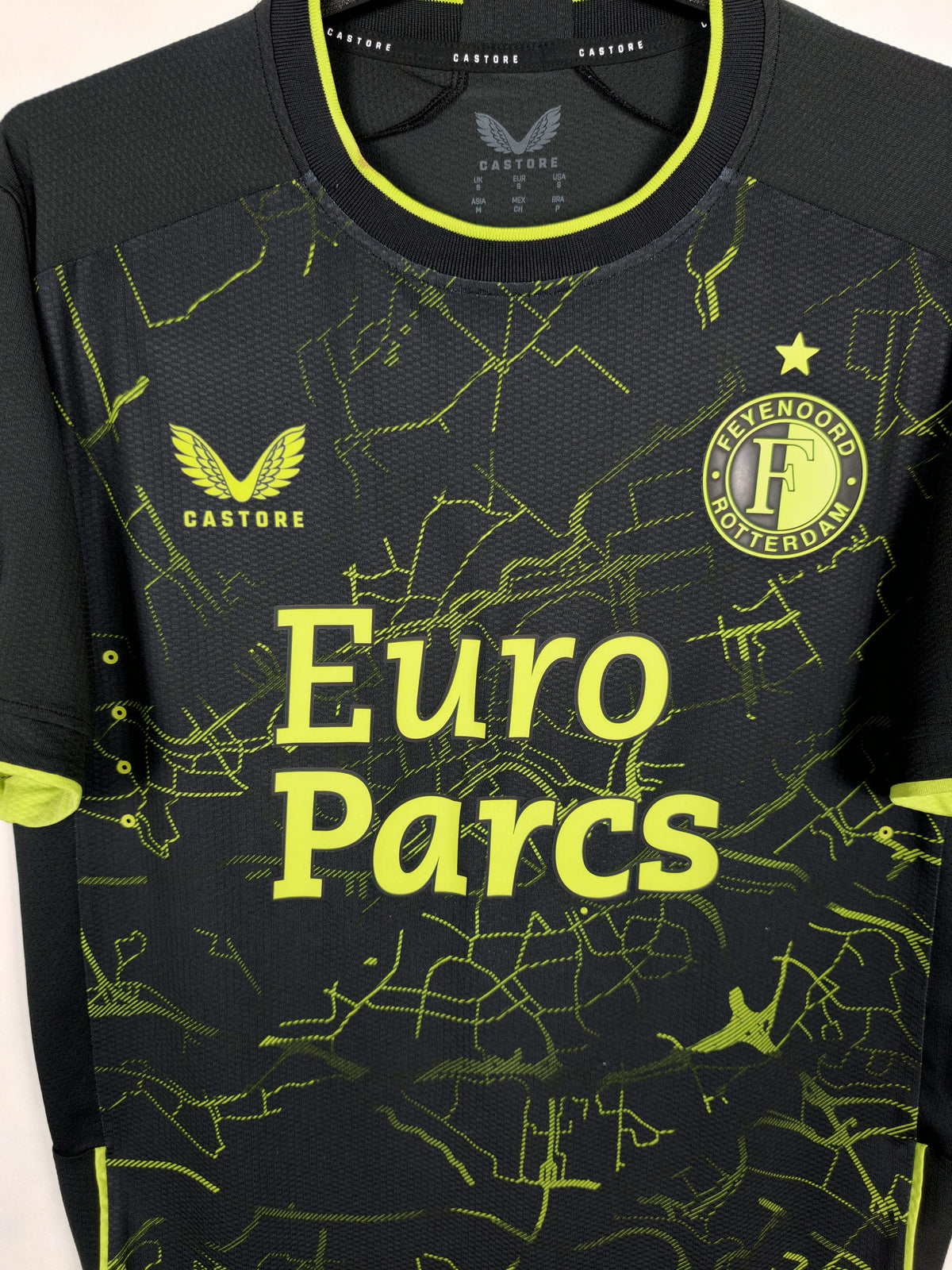 2023-24 Feyenoord Fourth Shirt Stengs #10 (Pro) - detailed view
