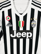 2015-16 Juventus Home Shirt Sturaro #27 - detailed view