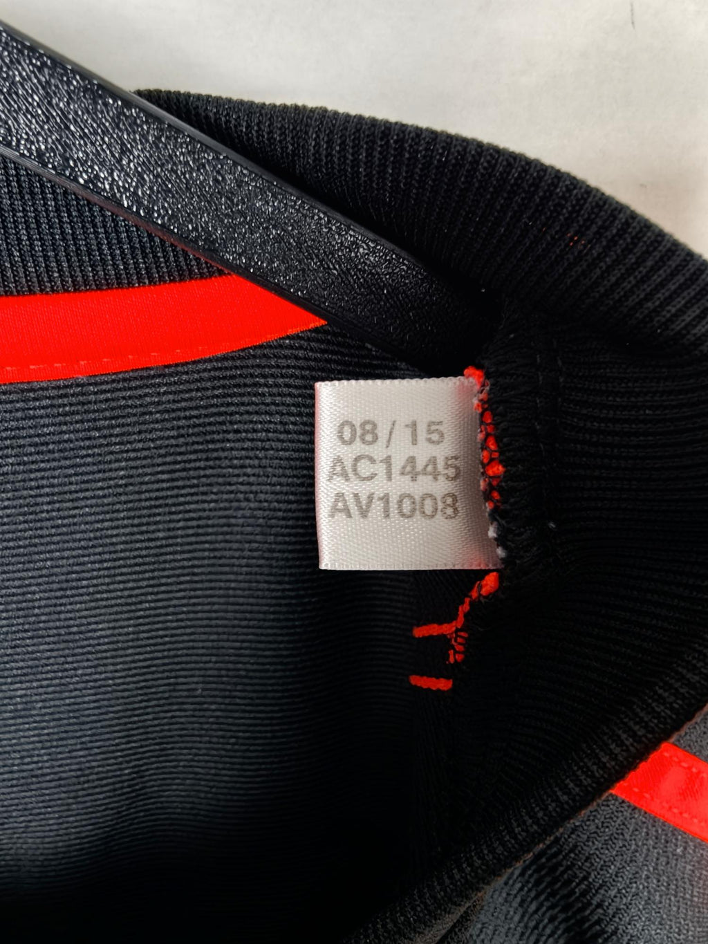 2015-16 Manchester United Third Shirt Carrick #16 - detailed view