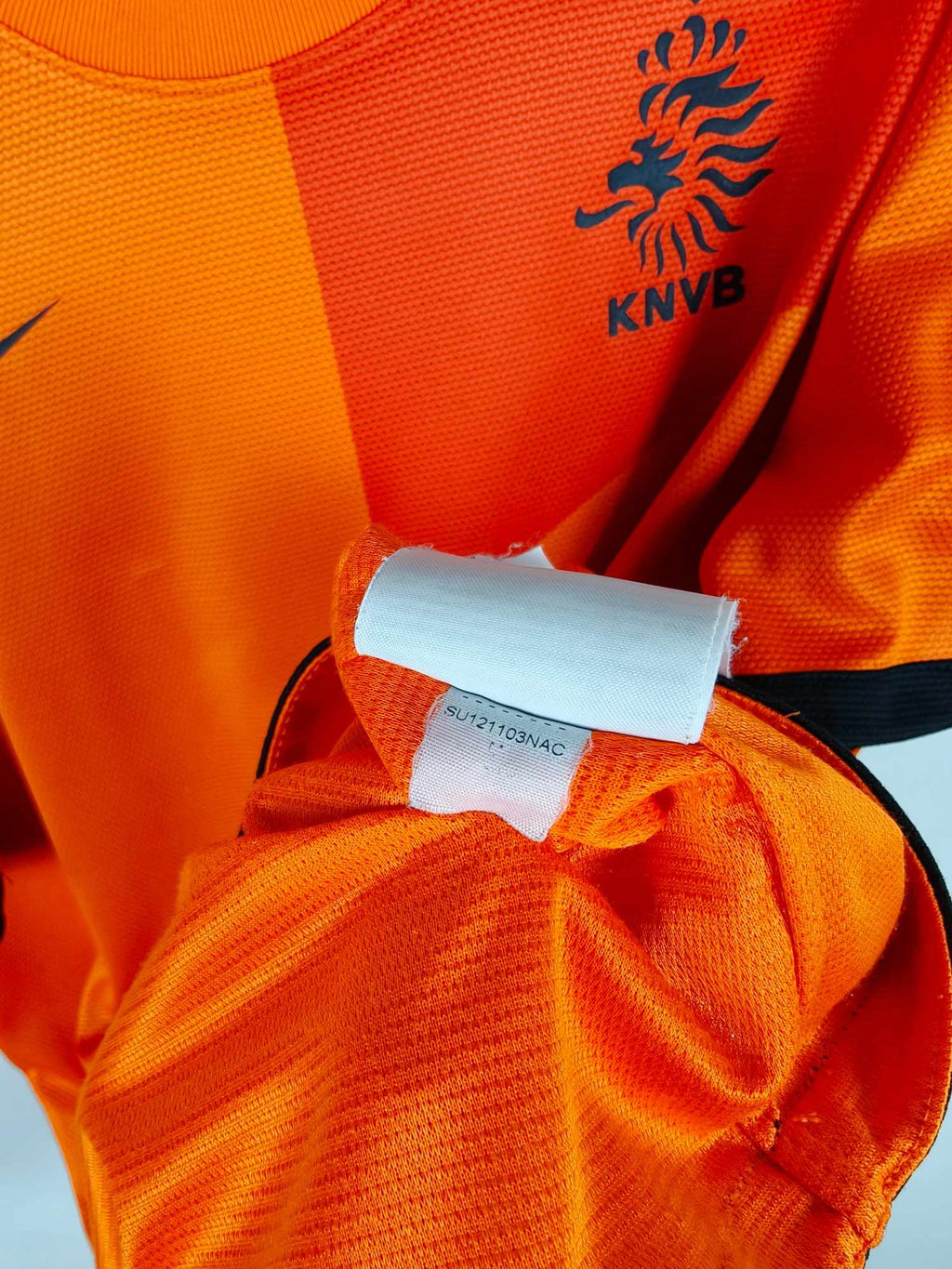 2012-13 Netherlands Home Shirt Sneijder #10 - detailed view