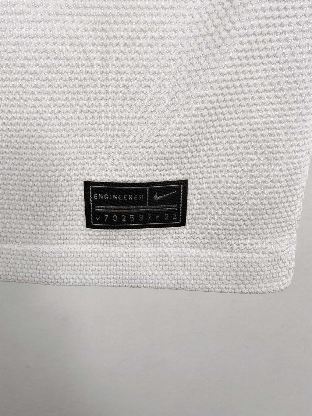 2021-22 Tottenham Hotspur Home Shirt Kane #10 - detailed view