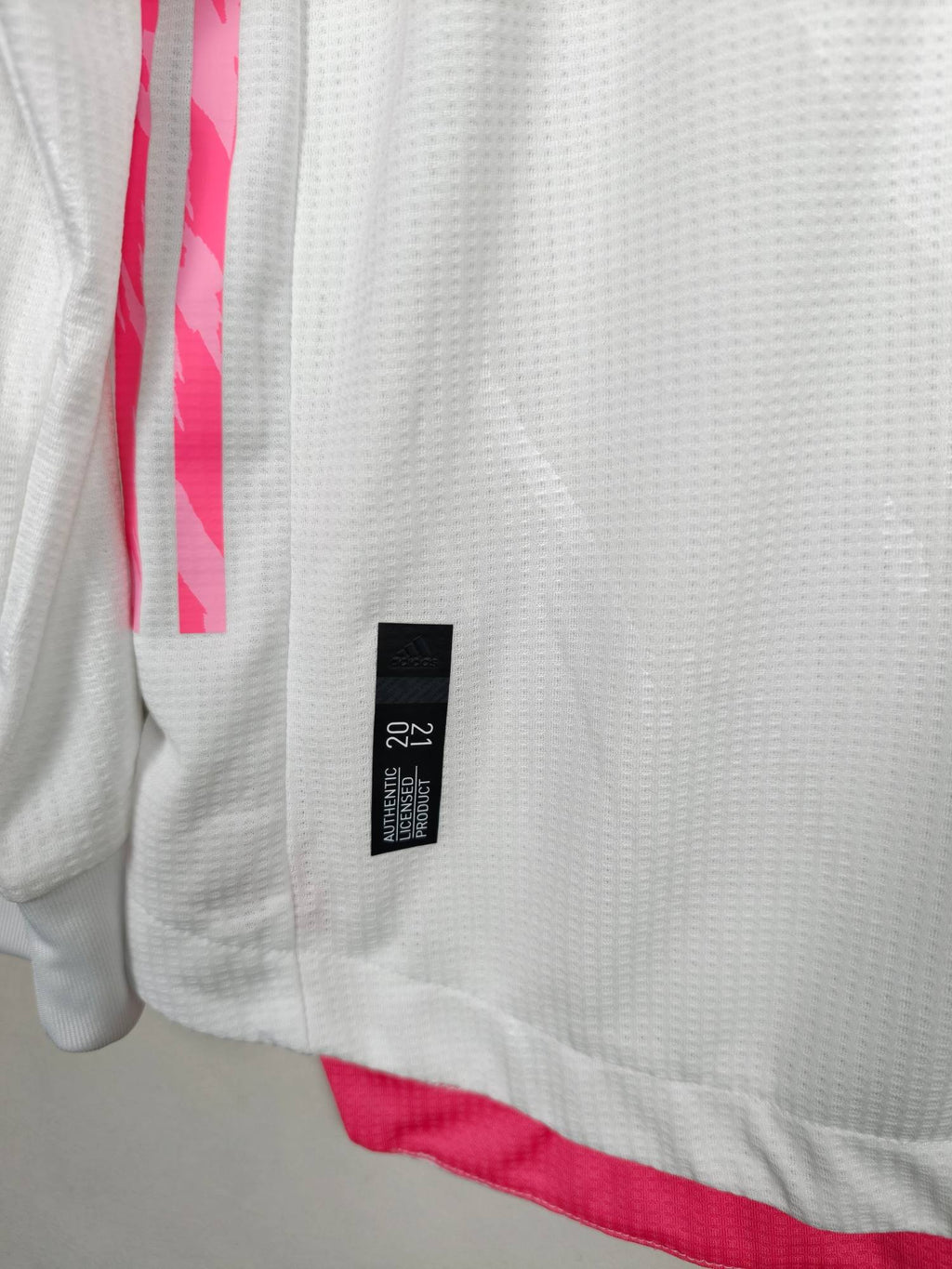 2020-21 Real Madrid Home Shirt Marcelo #12 (Pro) (LS) - detailed view