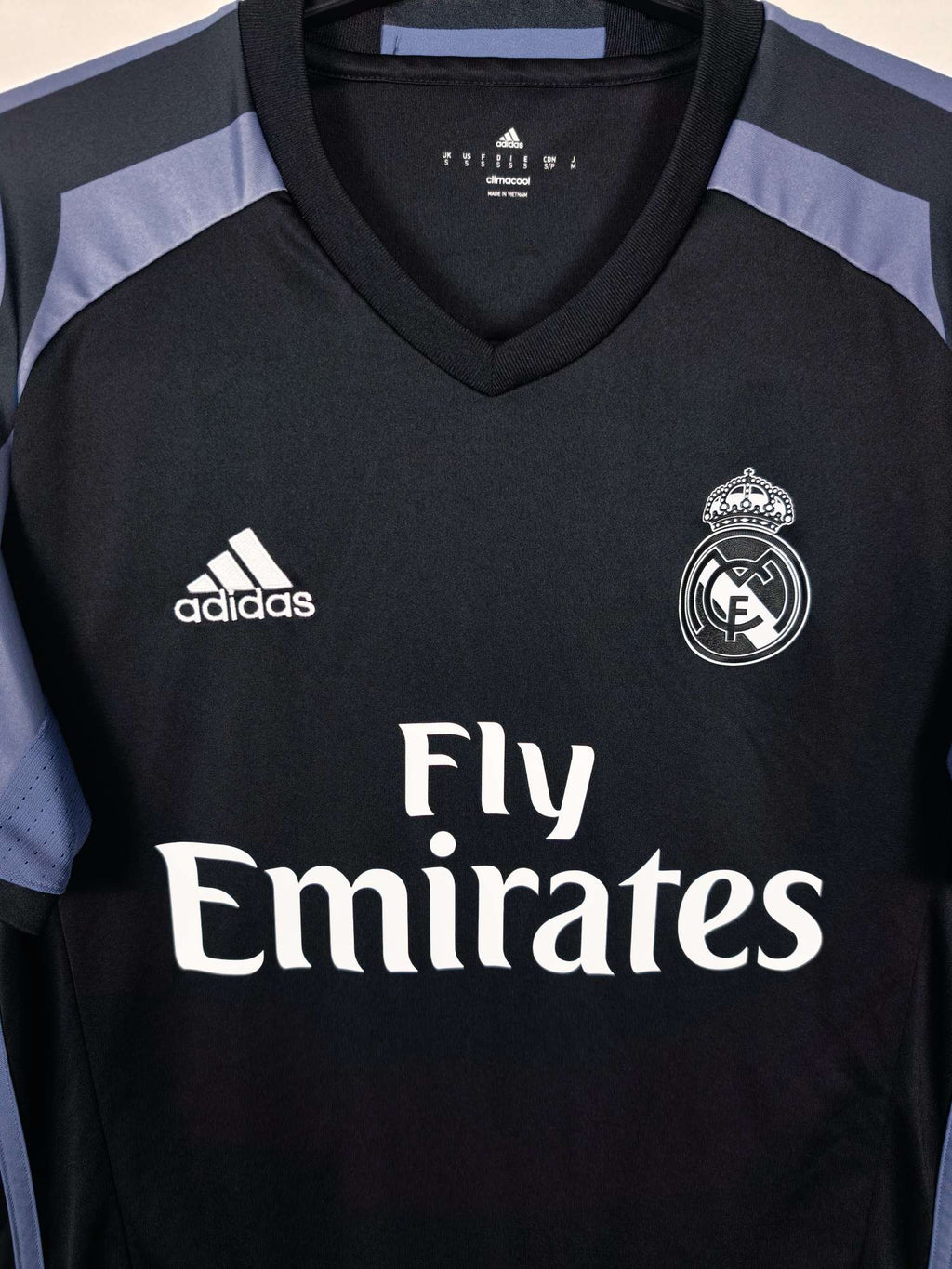 2016-17 Real Madrid Third Shirt Bale #11 - detailed view