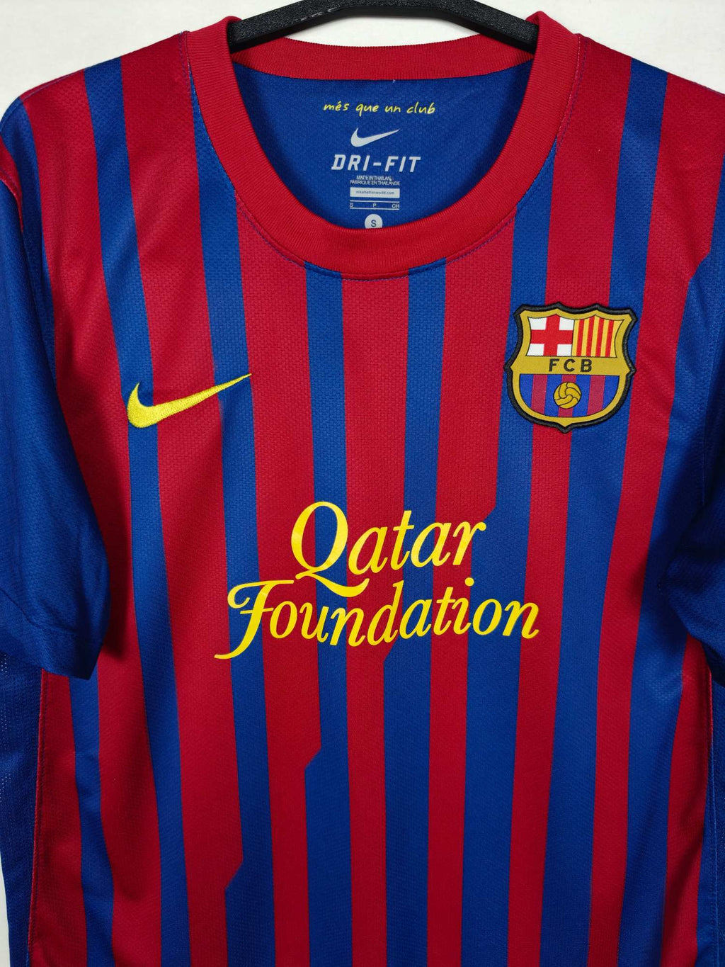 2011-12 Barcelona Home Shirt Messi #10 - detailed view
