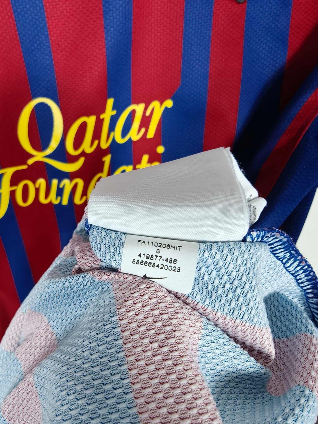 2011-12 Barcelona Home Shirt Messi #10 - detailed view