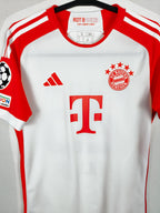 2023-24 Bayern Munich Home Shirt Müller #25 - detailed view